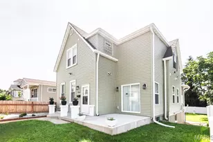 956 Erskine Ave, Saint Louis, MO 63125 - Photo 2