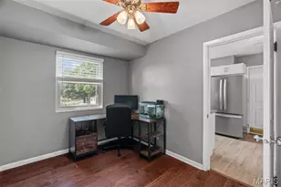 10954 Vargas Dr, Saint Louis, MO 63123 - Photo 18
