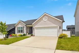 326 Dropseed Dr, Wentzville, MO 63385 - Photo 4