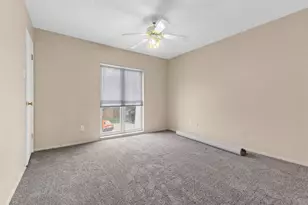 10473 Corbeil Dr, Creve Coeur, MO 63146 - Photo 12