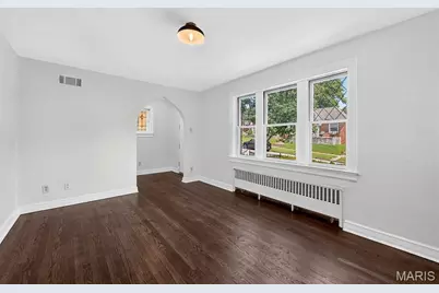 4056 Oleatha Avenue, Saint Louis, MO 63116 - Photo 6
