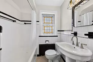 4056 Oleatha Ave, Saint Louis, MO 63116 - Photo 16
