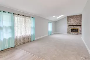 14 Shireford Ln, Ferguson, MO 63135 - Photo 6