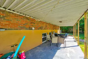 5159 Kerth Rd, Mehlville, MO 63128 - Photo 40