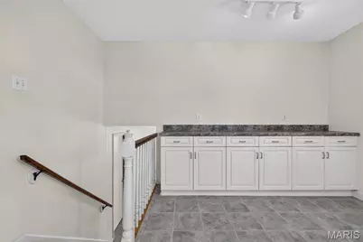 621 Windrush Drive, Kirkwood, MO 63122 - Photo 14