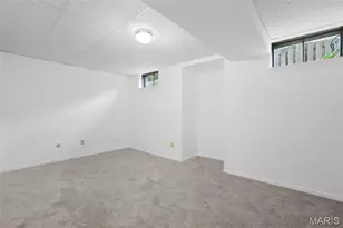 61 Moselle Ct, Florissant, MO 63031 - Photo 34