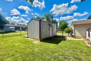 702 N Grant St, Desloge, MO 63601 - Photo 12