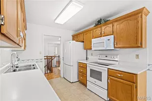 3044 Oakmont Ct, Saint Charles, MO 63301 - Photo 14