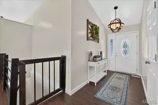 819 Glenhaven Dr, O'Fallon, MO 63366 - Photo 2