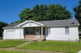 310 Linn St, New Melle, MO 65013 - Photo 2