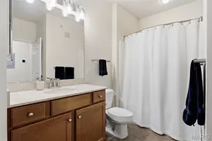 1270 Strassner Dr, Brentwood, MO 63144 - Photo 14