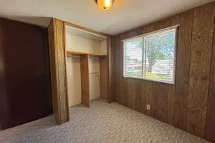 206 Washington St, Shelbyville, MO 63469 - Photo 20