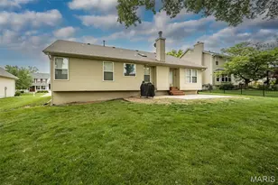 512 Brookneal Dr, Saint Charles, MO 63304 - Photo 32