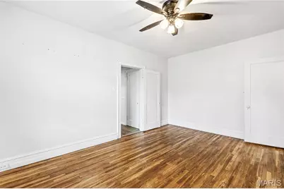 4763 Goethe Avenue, Saint Louis, MO 63116 - Photo 6