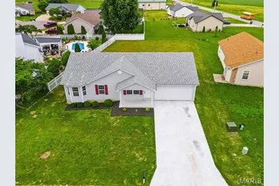 104 Briarwood Drive, Moscow Mills, MO 63362 - Photo 6