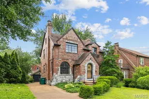 7332 Country Club Dr, Saint Louis, MO 63121 - Photo 2