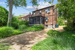 7332 Country Club Dr, Saint Louis, MO 63121 - Photo 4