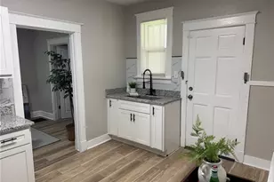 4015 Oakwood Ave, Pine Lawn, MO 63121 - Photo 4