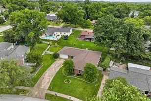 306 Fawn Meadows Dr, Ballwin, MO 63011 - Photo 56