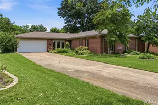 306 Fawn Meadows Dr, Ballwin, MO 63011 - Photo 4
