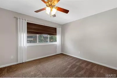 10640 Carroll Wood Way, Saint Louis, MO 63128 - Photo 14