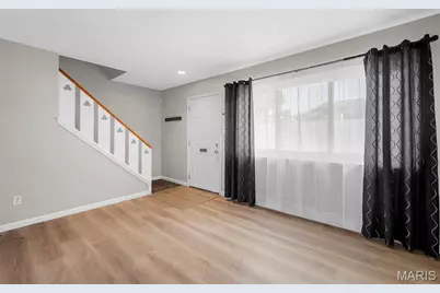 10640 Carroll Wood Way, Saint Louis, MO 63128 - Photo 4