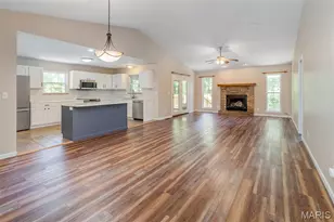 1920 Anna Leah Ln, Washington, MO 63090 - Photo 12