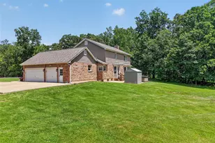 10 Woodleaf Ct, Saint Paul, MO 63366 - Photo 58