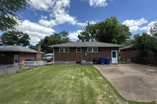 1154 Reale Ave, Saint Louis, MO 63138 - Photo 18