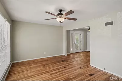 840 Babler Drive, Florissant, MO 63031 - Photo 6