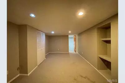 10745 Saint Xavier Lane, Saint Louis, MO 63074 - Photo 24