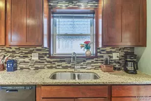704 Ave H, Saint Louis, MO 63125 - Photo 12