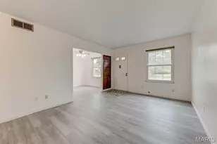 1405 Vadera Ct, Fenton, MO 63026 - Photo 6