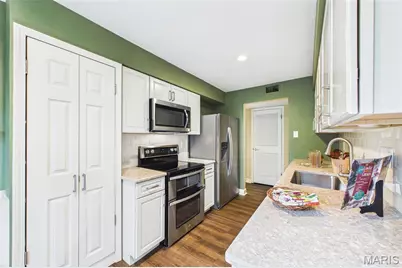1525 Hampton Hall Drive #22, Chesterfield, MO 63017 - Photo 10