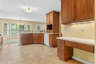 440 Raymond Dr, Florissant, MO 63031 - Photo 28
