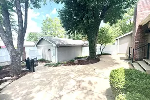 15803 Harris Ridge Ct, Chesterfield, MO 63017 - Photo 42