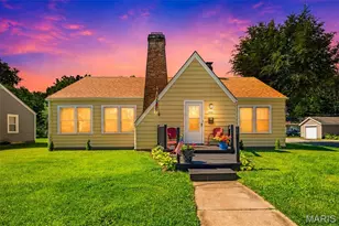306 E Main St, Bowling Green, MO 63334 - Photo 2