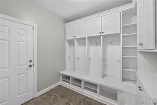 12816 Pelham Estates Dr, Saint Louis, MO 63131 - Photo 32