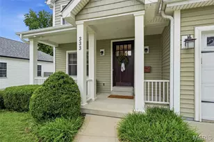 333 Par Ln, Kirkwood, MO 63122 - Photo 2