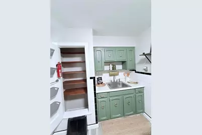 754 Loekes Drive, Florissant, MO 63031 - Photo 6