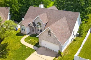 3986 Poppy Marie Ln, Saint Charles, MO 63304 - Photo 2