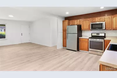 419 Woodbridge Drive, Saint Charles, MO 63303 - Photo 12