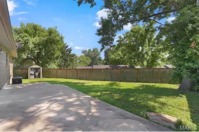 419 Woodbridge Drive, Saint Charles, MO 63303 - Photo 36