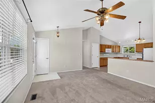 7 Red Cedar Parc Ct, O'Fallon, MO 63368 - Photo 4