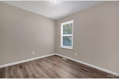 201 Becker Drive, Hazelwood, MO 63135 - Photo 12