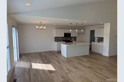 2040 Central Park Drive Drive, Troy, MO 63379 - Photo 2