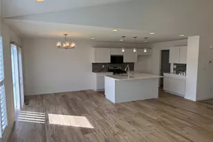 2040 Central Park Dr Dr, Troy, MO 63379 - Photo 2