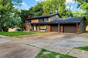 5388 Ville Maria Ln, Hazelwood, MO 63042 - Photo 38