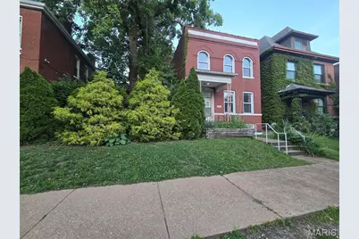 2704 Virginia Avenue, Saint Louis, MO 63118 - Photo 2