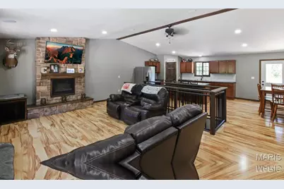 1557 Villa Vista Drive, Robertsville, MO 65066 - Photo 4